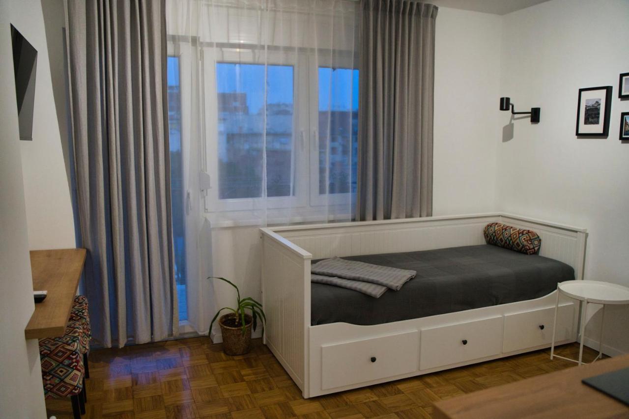 Sunset Station Apartments Загреб Экстерьер фото